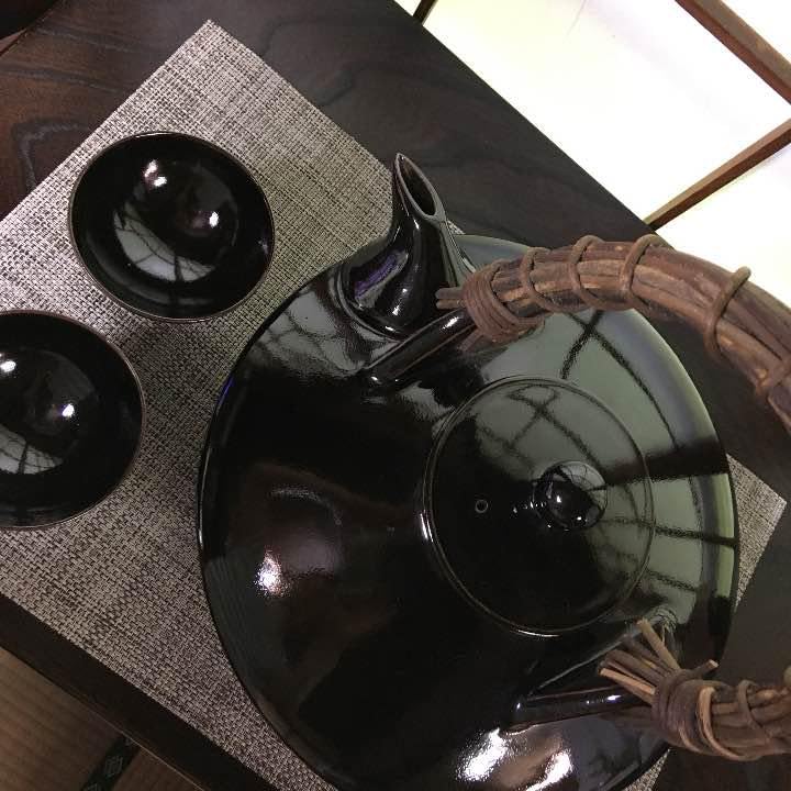 荒木陶窯 苗代川焼 黒茶家セット 木箱入り未使用品 Amazon.co.jp: 荒木陶窯 苗代川焼 黒茶家セット 木箱入り